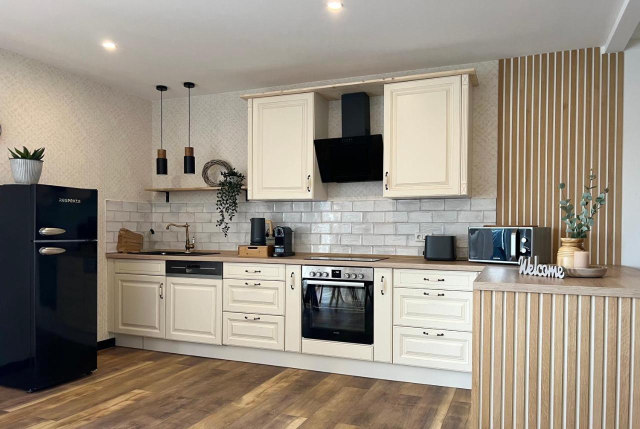 Grosse Wohnung Wellness + Sauna + Netflix Petershagen Exterior foto